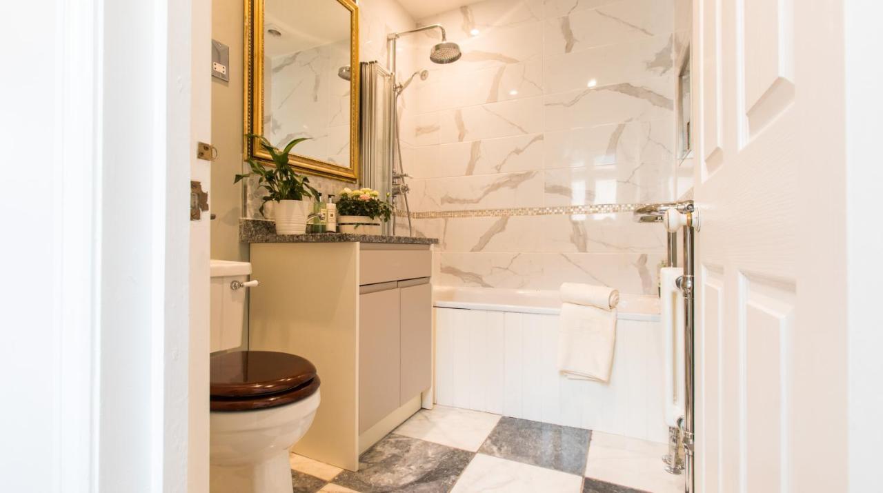Flat 3, 6 Lypiatt Terrace Cheltenham Gloucestershire Gl50 2Sx Eksteriør billede